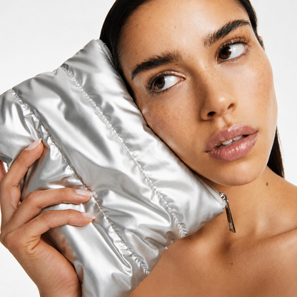 Glowy Beauty Bag