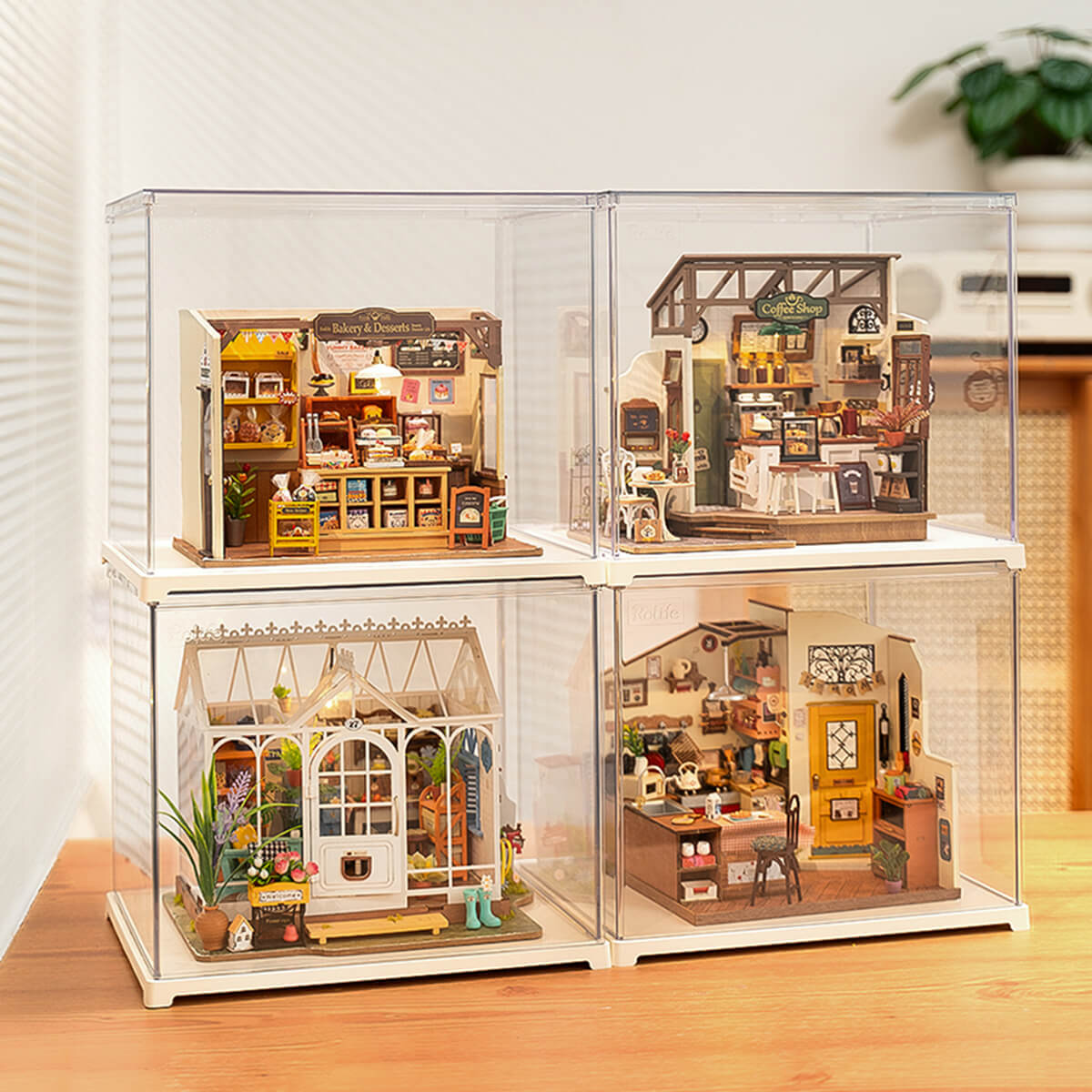 Rolife Miniature House Display Box DF03L