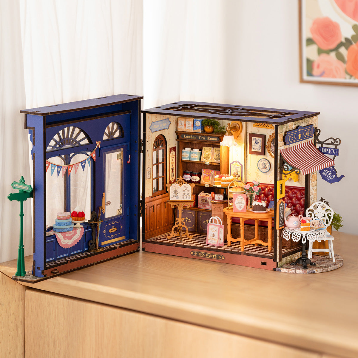 Rolife Leisure Time Tea Room DIY Miniature House DG171