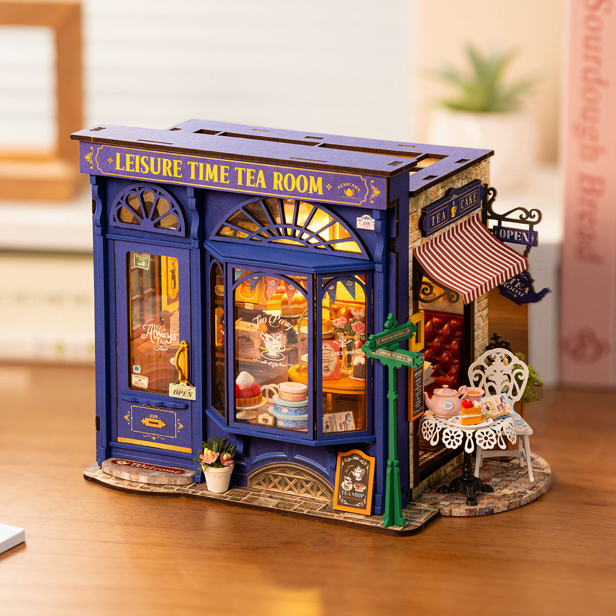 Rolife Leisure Time Tea Room DIY Miniature House DG171