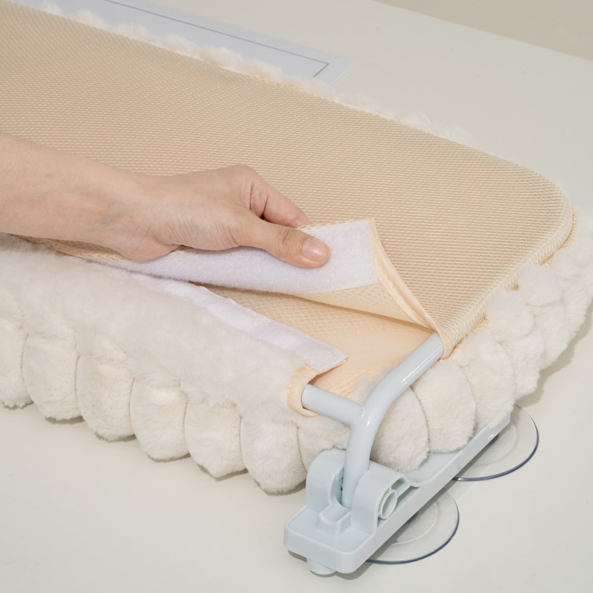 Aspen Foldable Cat Window Perch Pro