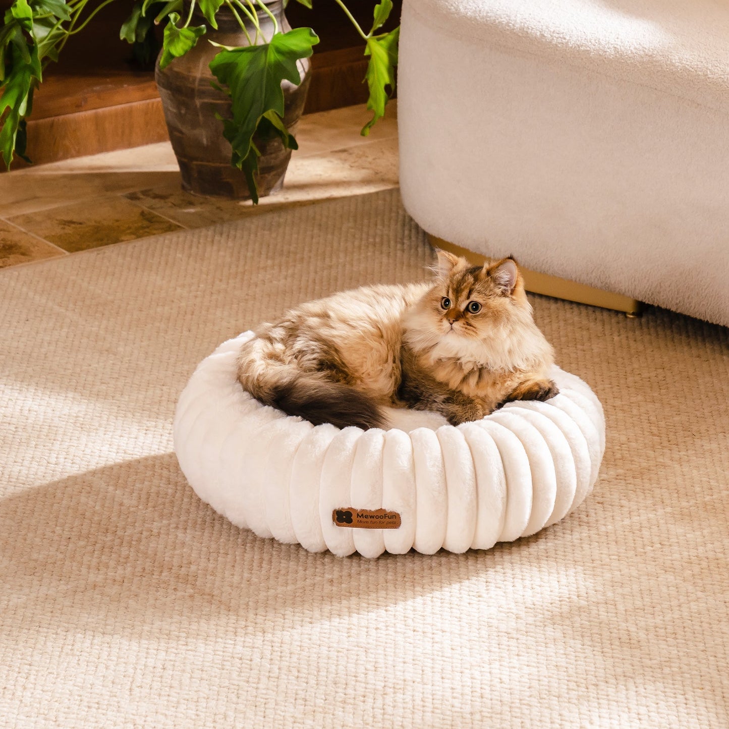 Aspen Fleece Cat & Dog Donut Bed