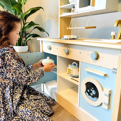 ROBUD Wooden Kitchen Pretend Play Set with Accessories WCF14